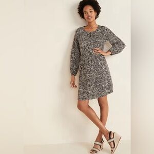 Womens Animal Print Keyhole Scoop Neck Long-sleeve Swing Dress Medium